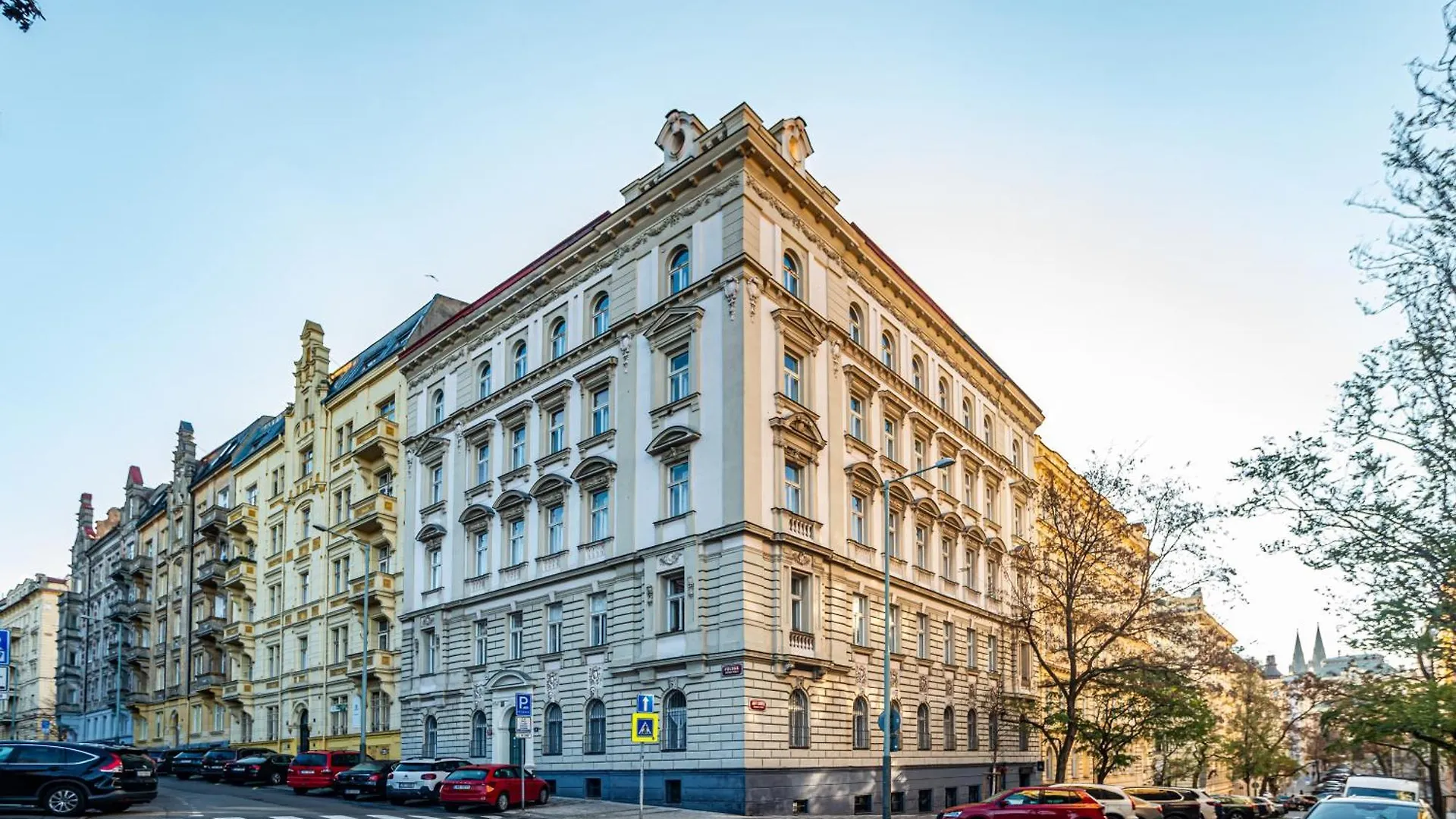 Amazing One-Bedroom Apartment Prague Czech Republic